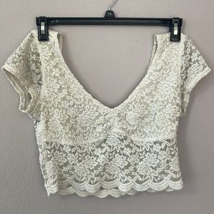 Abercrombie & Fitch Lacy Crop Top